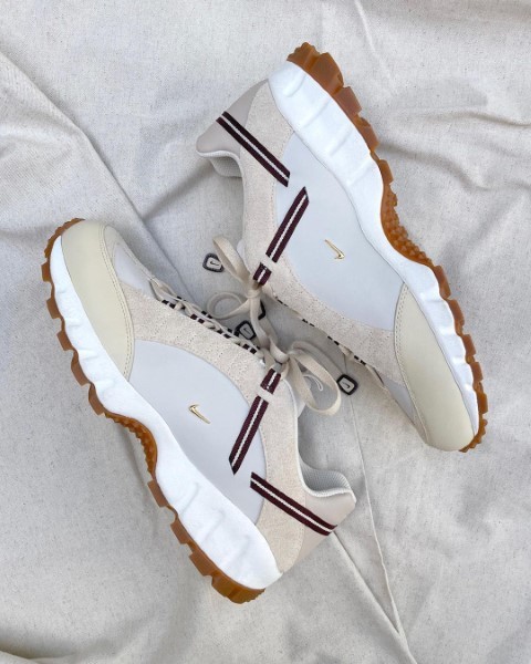 Jacquemus tiết lộ tác phẩm sneaker của bộ sưu tập mới tuyệt đẹp